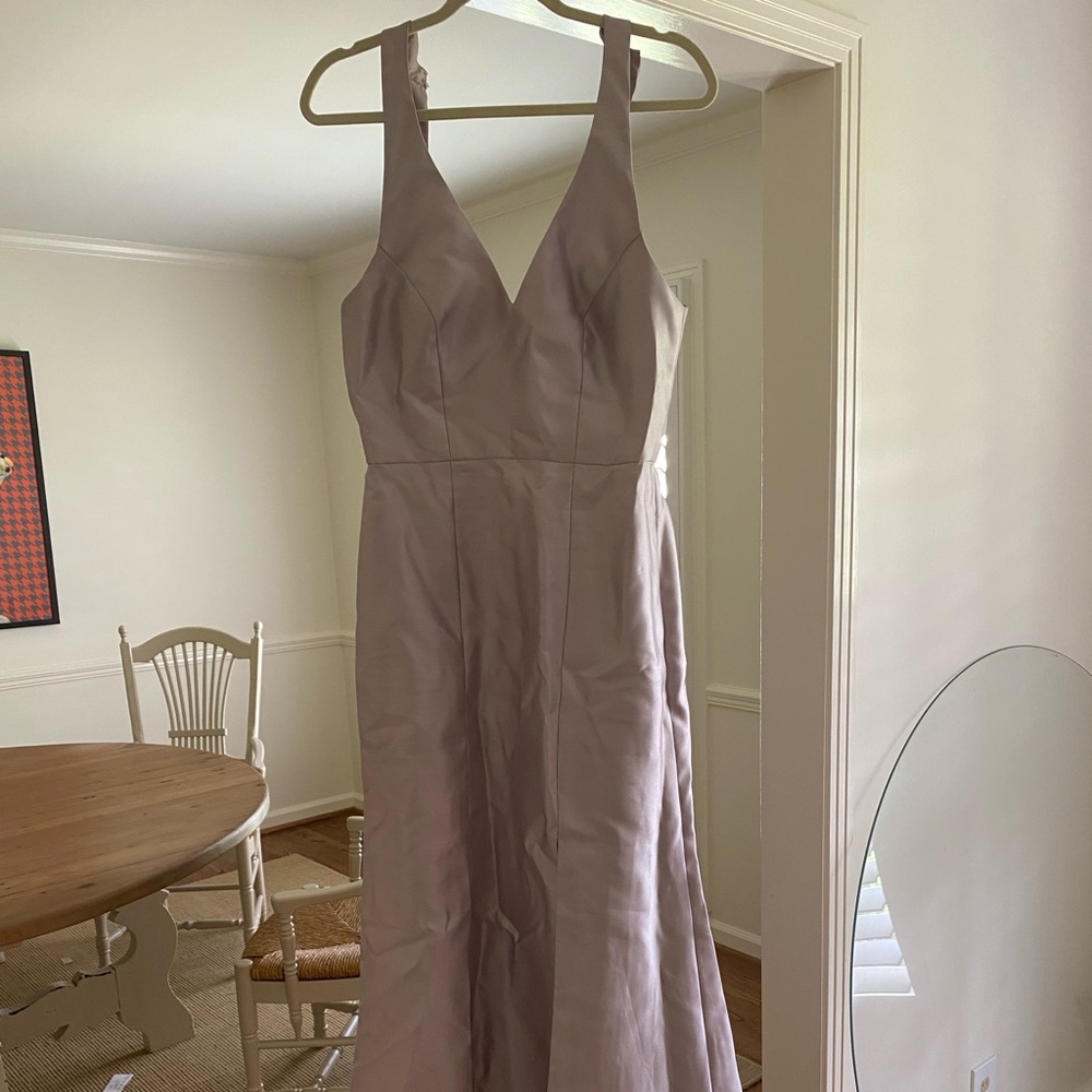 Alfred Sung V-neck halter trumpet gown style d761